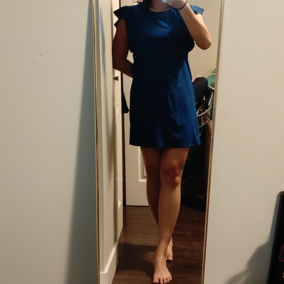 Dress - Picture 4 of 4